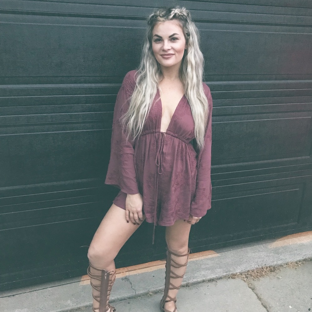 Bell sleeve Romper
